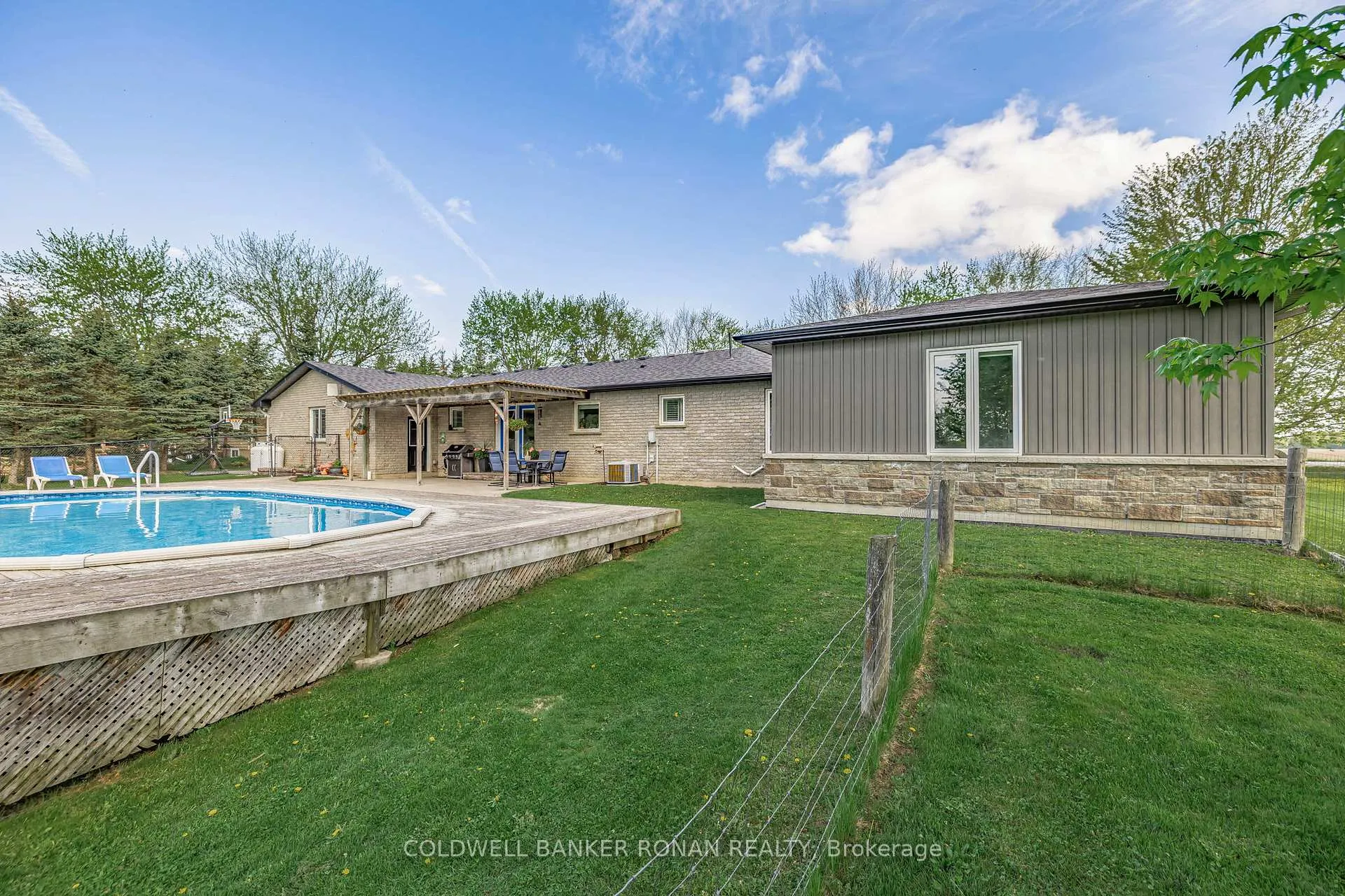 Photo 37 of 6349 12th Line, New Tecumseth, Rural New Tecumseth — HOMEH