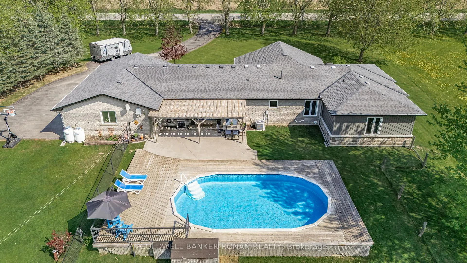 Photo 39 of 6349 12th Line, New Tecumseth, Rural New Tecumseth — HOMEH