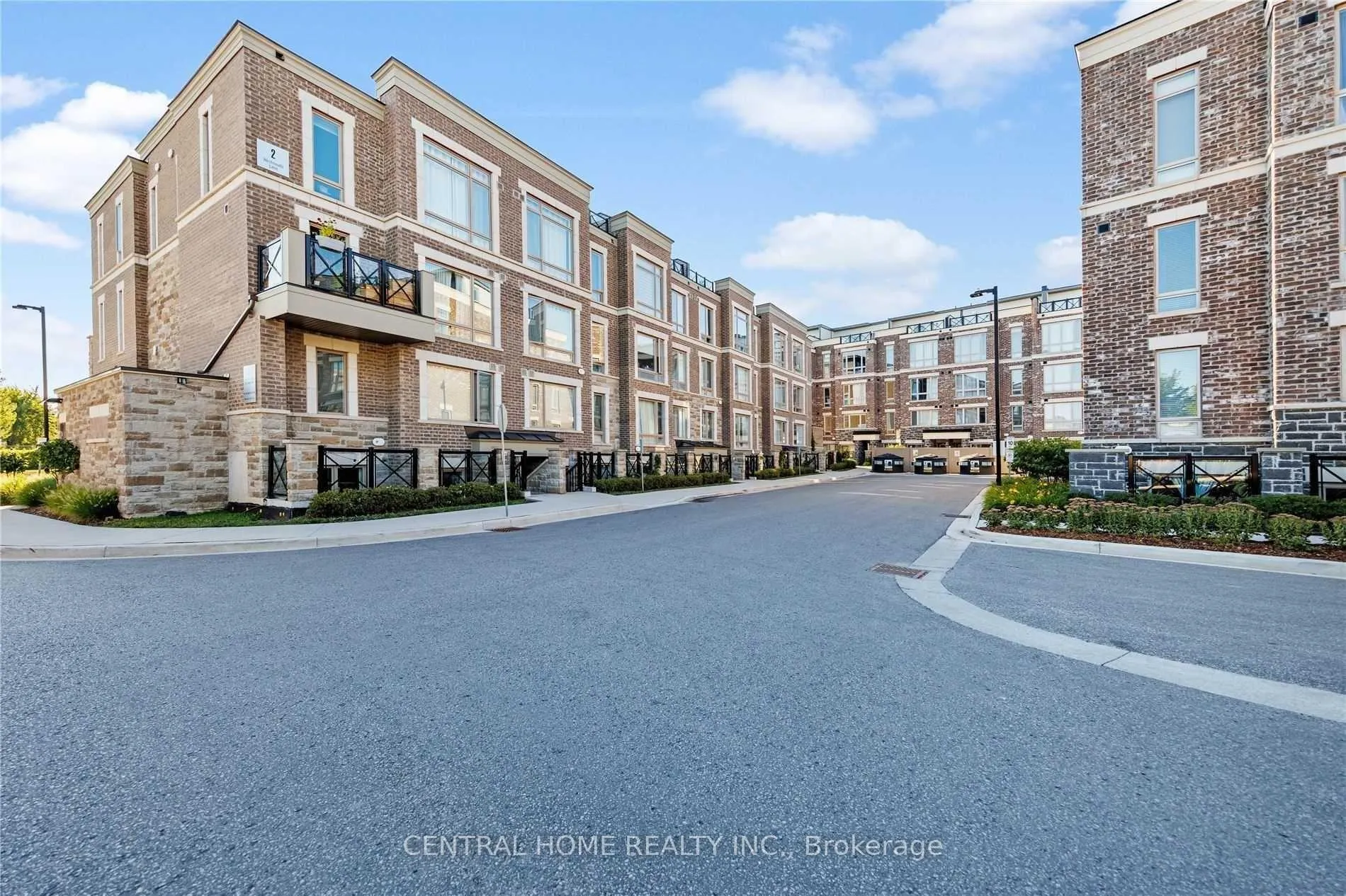 Front of Unit 2123, 2 Westmeath Lane
