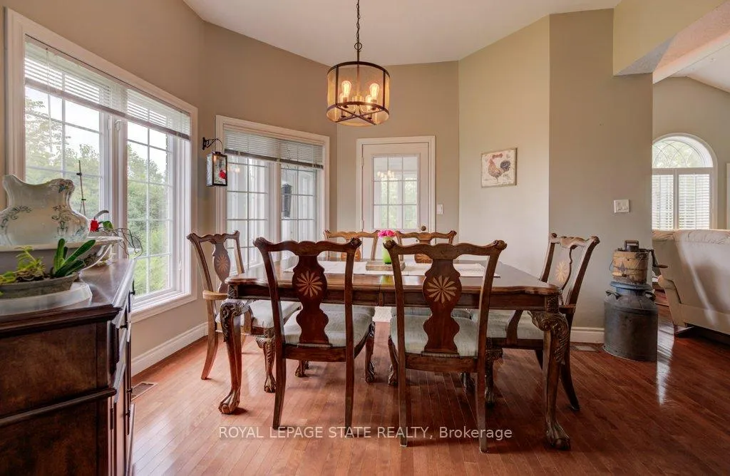 Photo 11 of 1396 #54 Highway, Brant, Brantford Twp — HOMEH