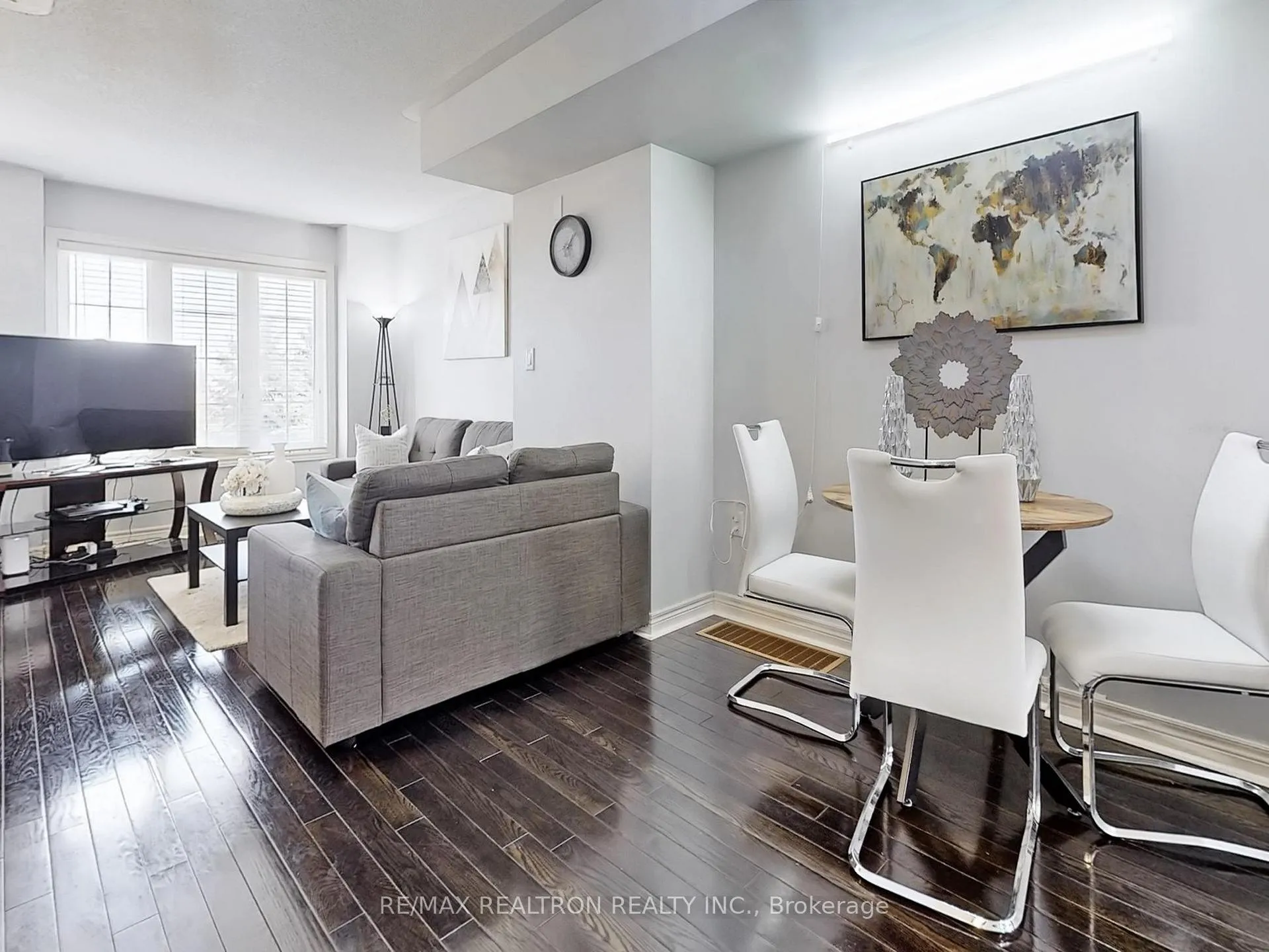 Photo 13 of 37 Cooperage Lane, Ajax, Central — HOMEH