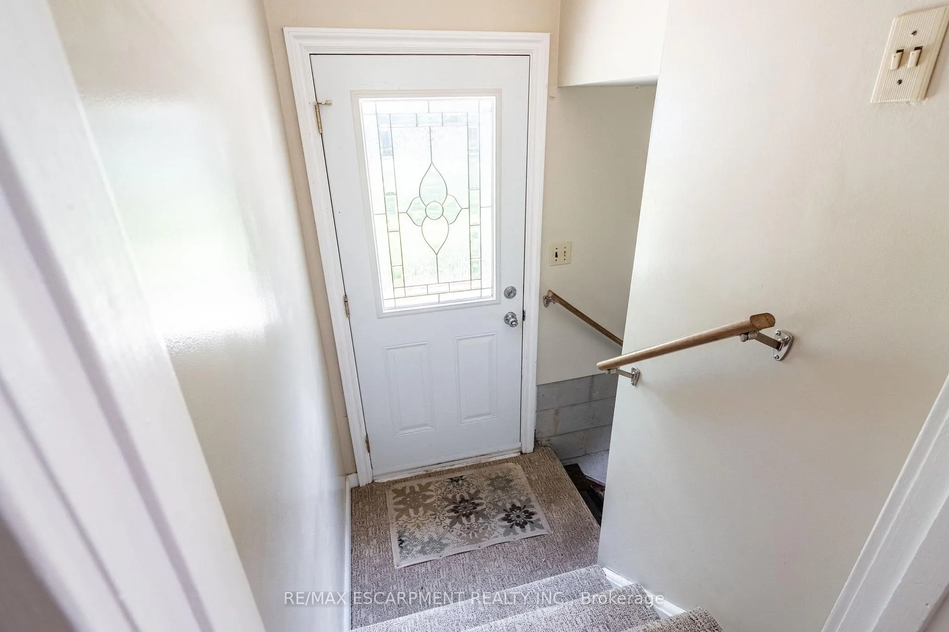 Photo 23 of 80 7th Concession Road E, Hamilton, Rural Flamborough — HOMEH