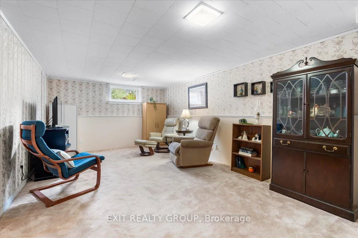 Photo 25 of 86 Rollins Drive, Belleville, Thurlow Ward — HOMEH