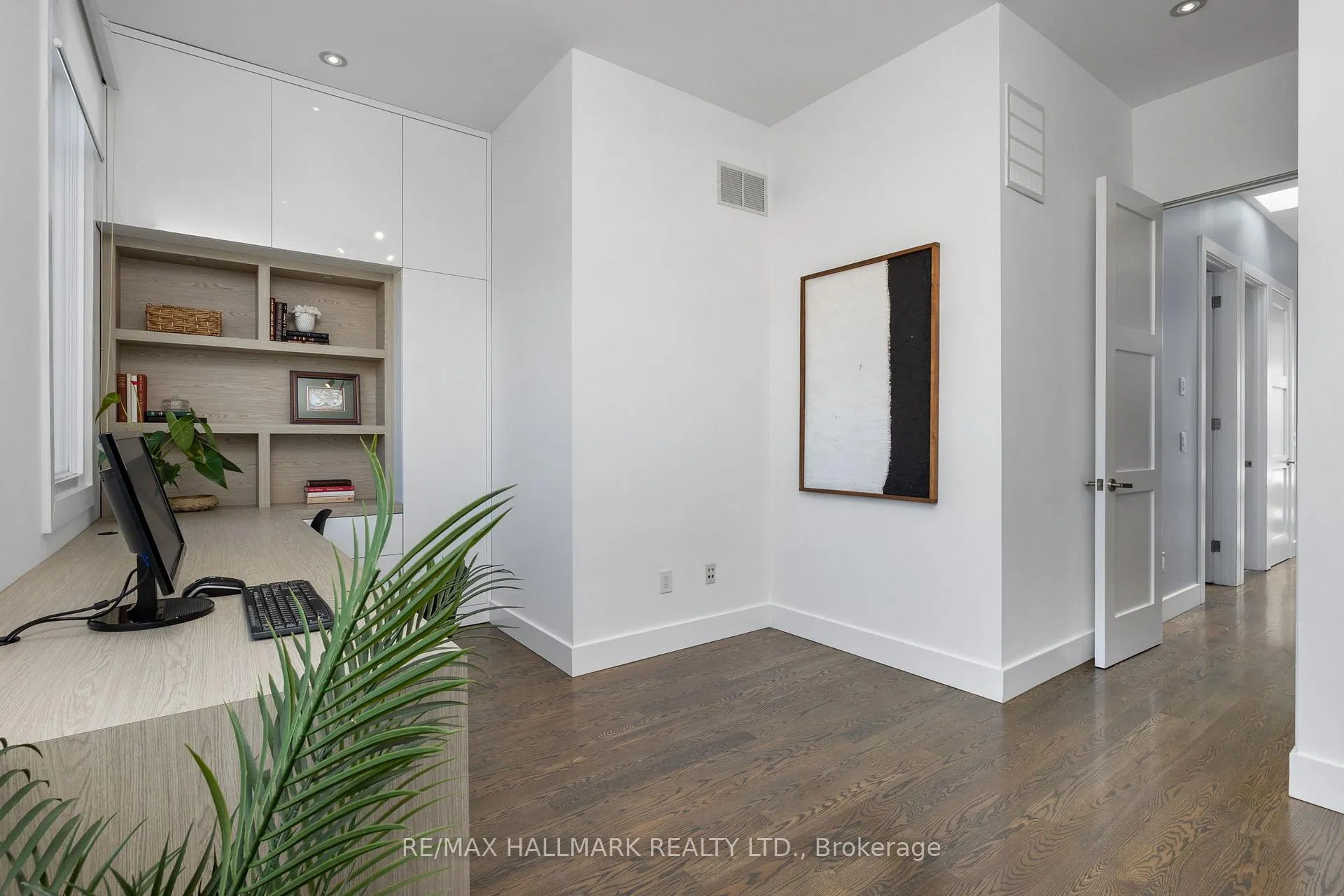 Photo 23 of 1549 Dundas Street E, Toronto, South Riverdale — HOMEH