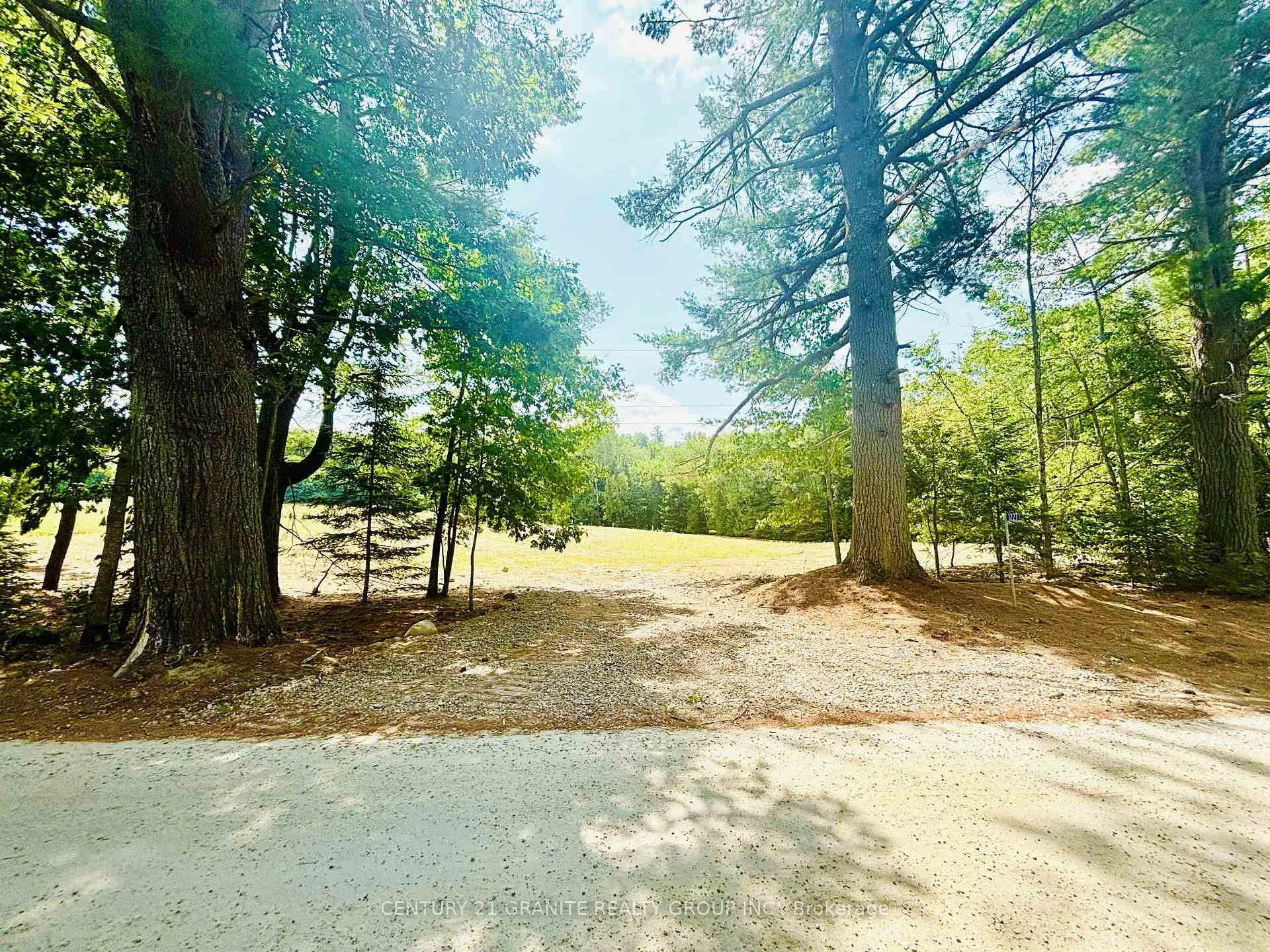 Photo 4 of 1227 Bay Lake Road, Faraday — HOMEH