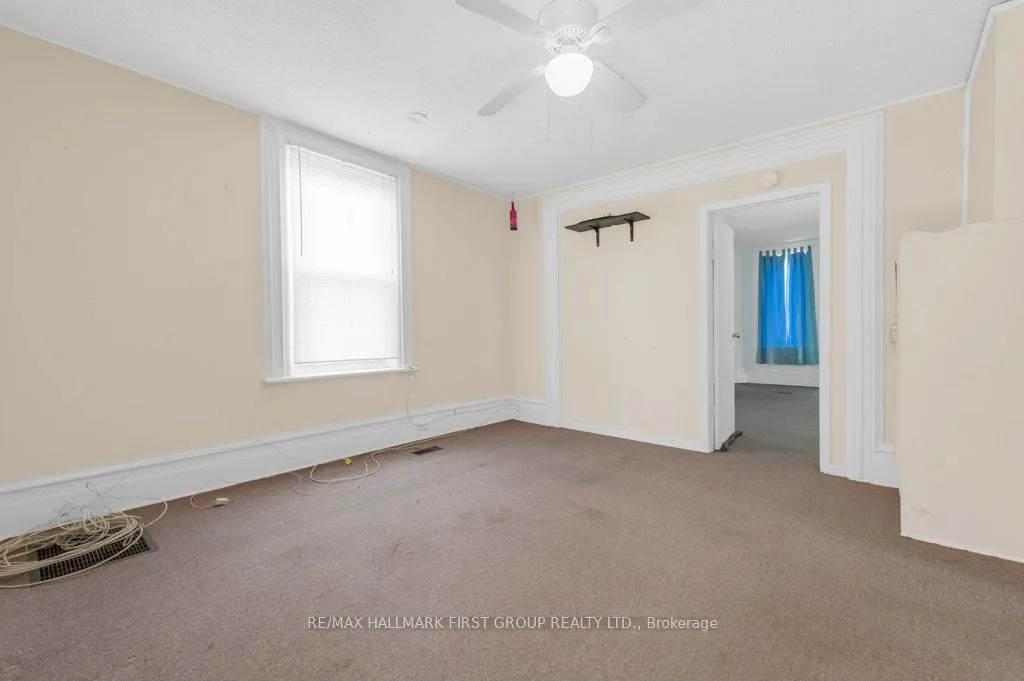 Photo 12 of 34 Hillside Street, Belleville, Belleville Ward — HOMEH