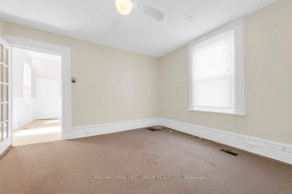 Photo 14 of 34 Hillside Street, Belleville, Belleville Ward — HOMEH