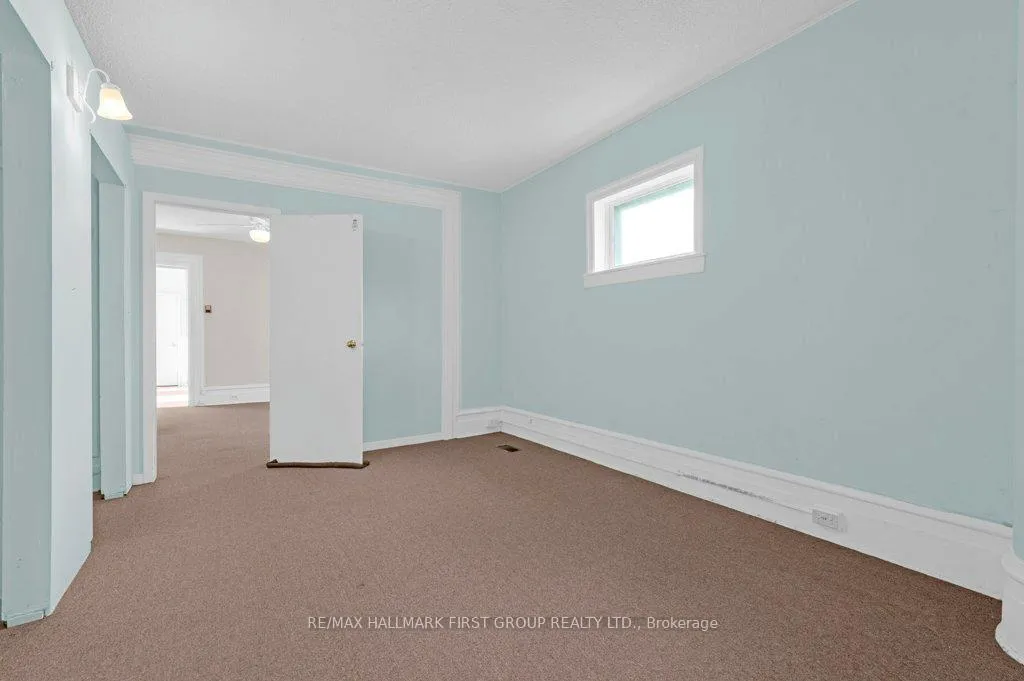 Photo 17 of 34 Hillside Street, Belleville, Belleville Ward — HOMEH