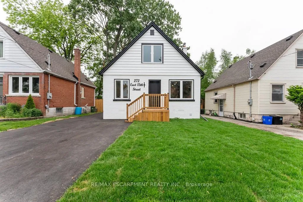 Photo 2 of 272 East 15th Street, Hamilton, Inch Park — HOMEH