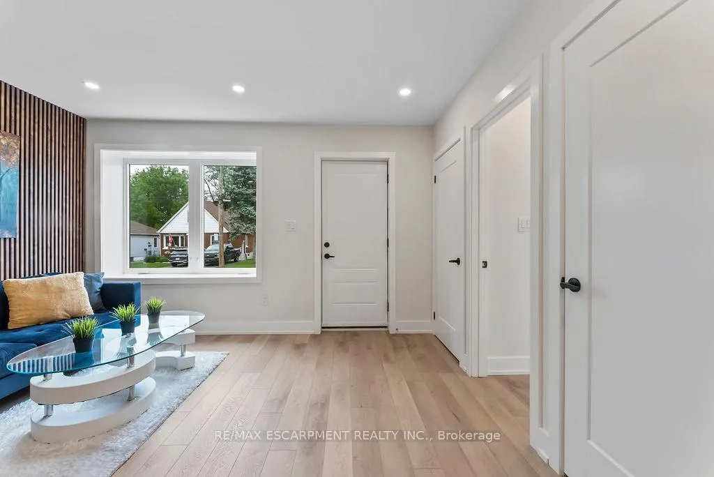 Photo 6 of 272 East 15th Street, Hamilton, Inch Park — HOMEH