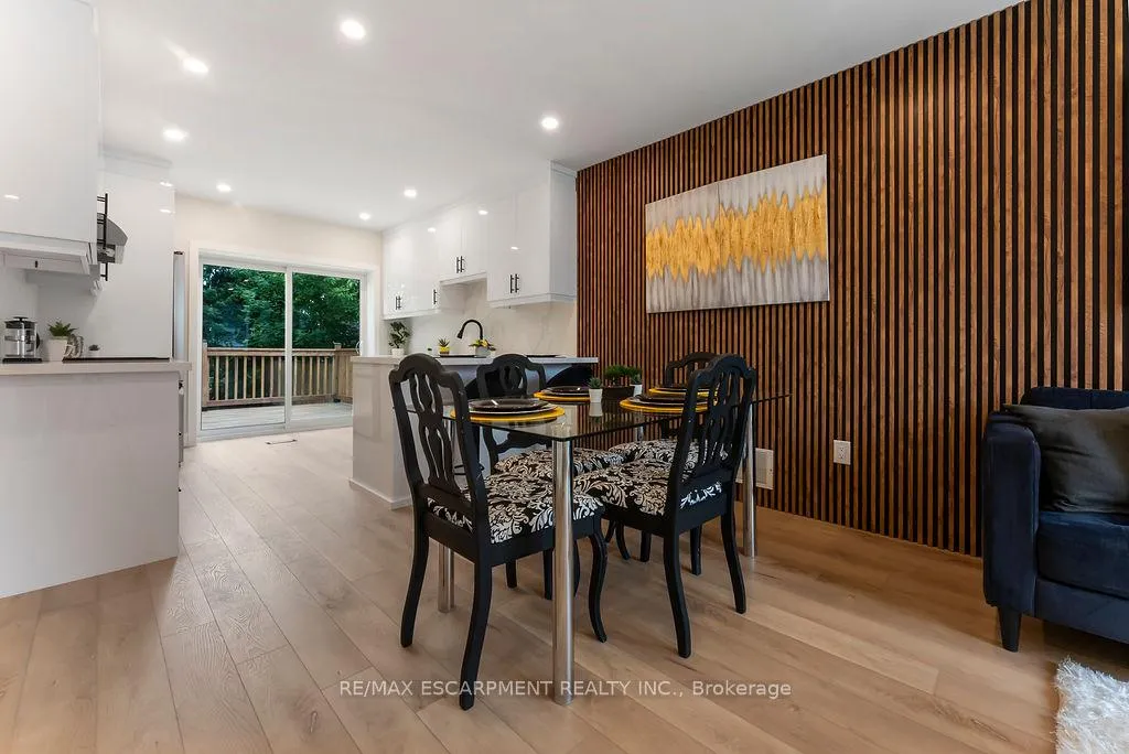 Photo 12 of 272 East 15th Street, Hamilton, Inch Park — HOMEH