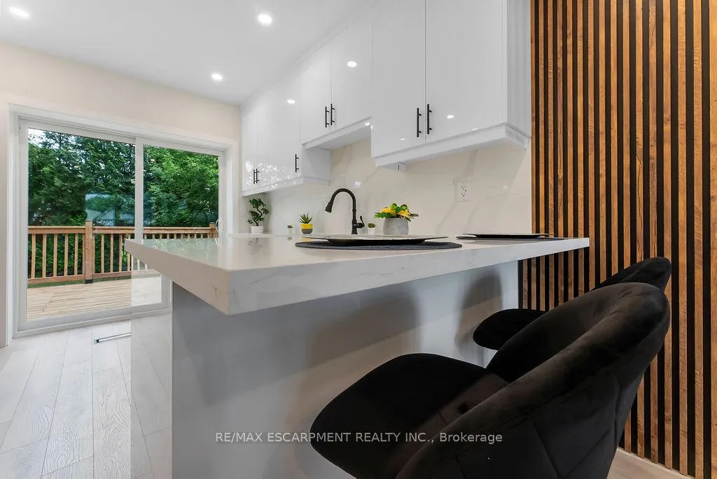 Photo 14 of 272 East 15th Street, Hamilton, Inch Park — HOMEH