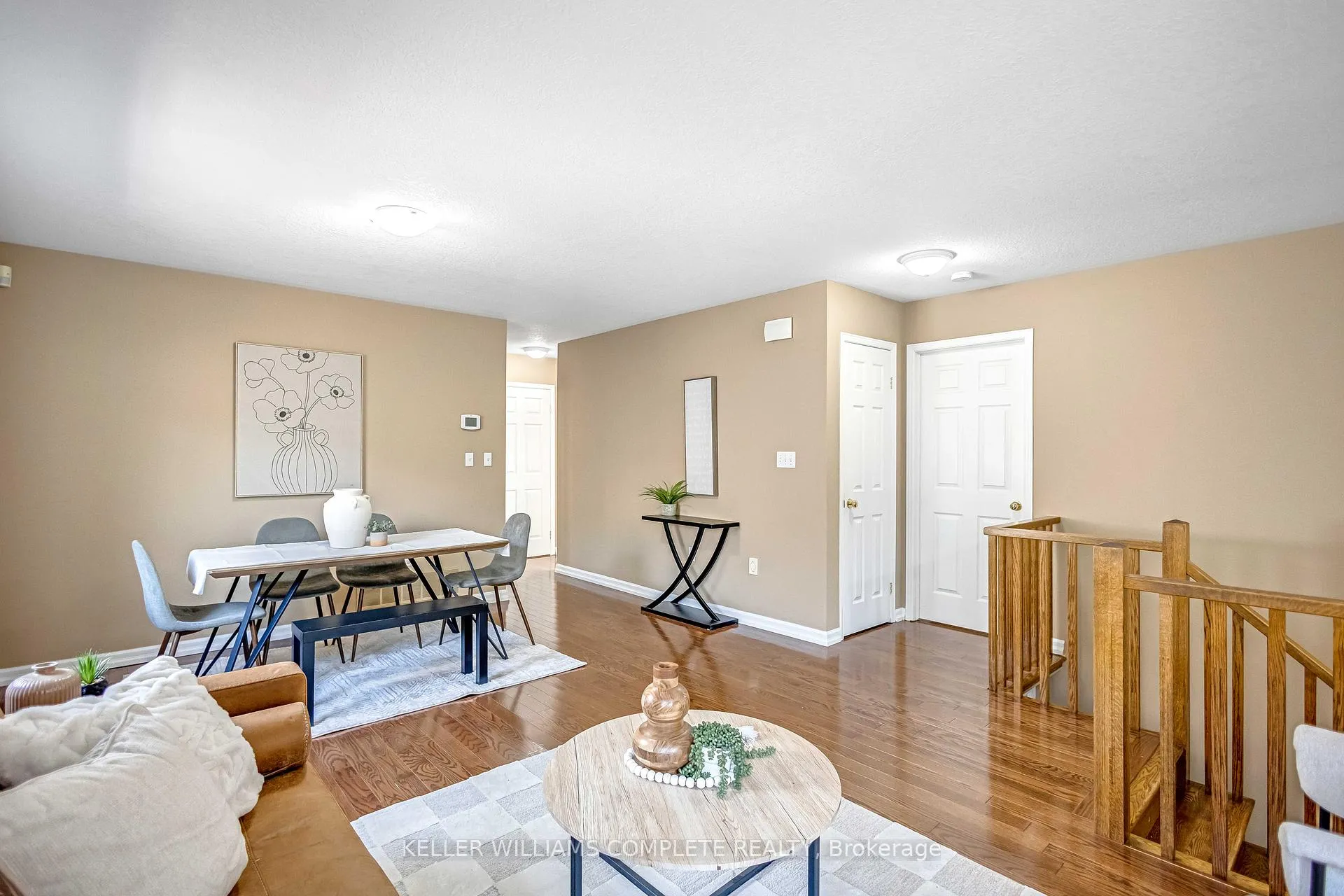 Photo 9 of 57 Hepburn Crescent, Hamilton, Mountview — HOMEH