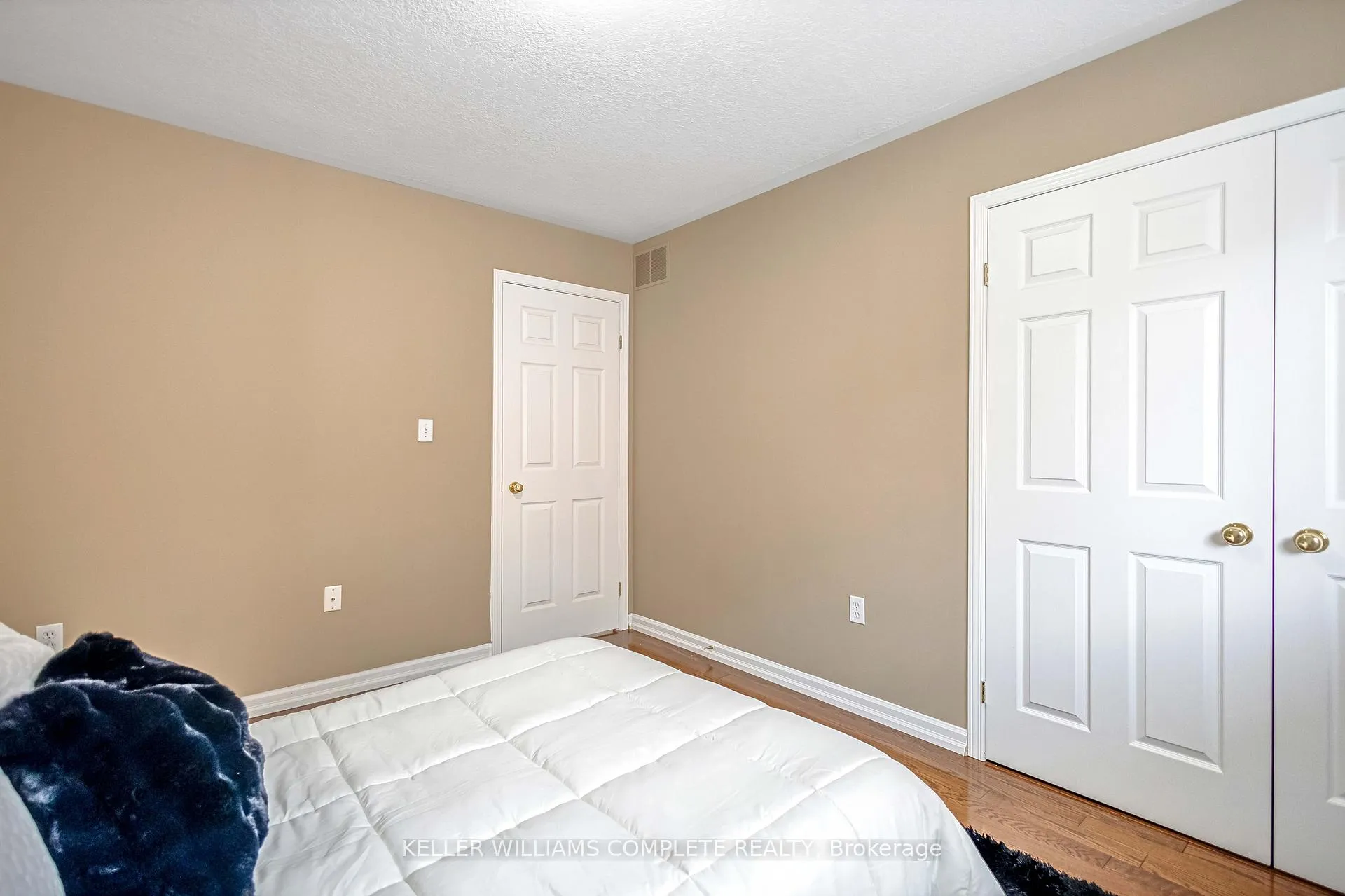 Photo 23 of 57 Hepburn Crescent, Hamilton, Mountview — HOMEH
