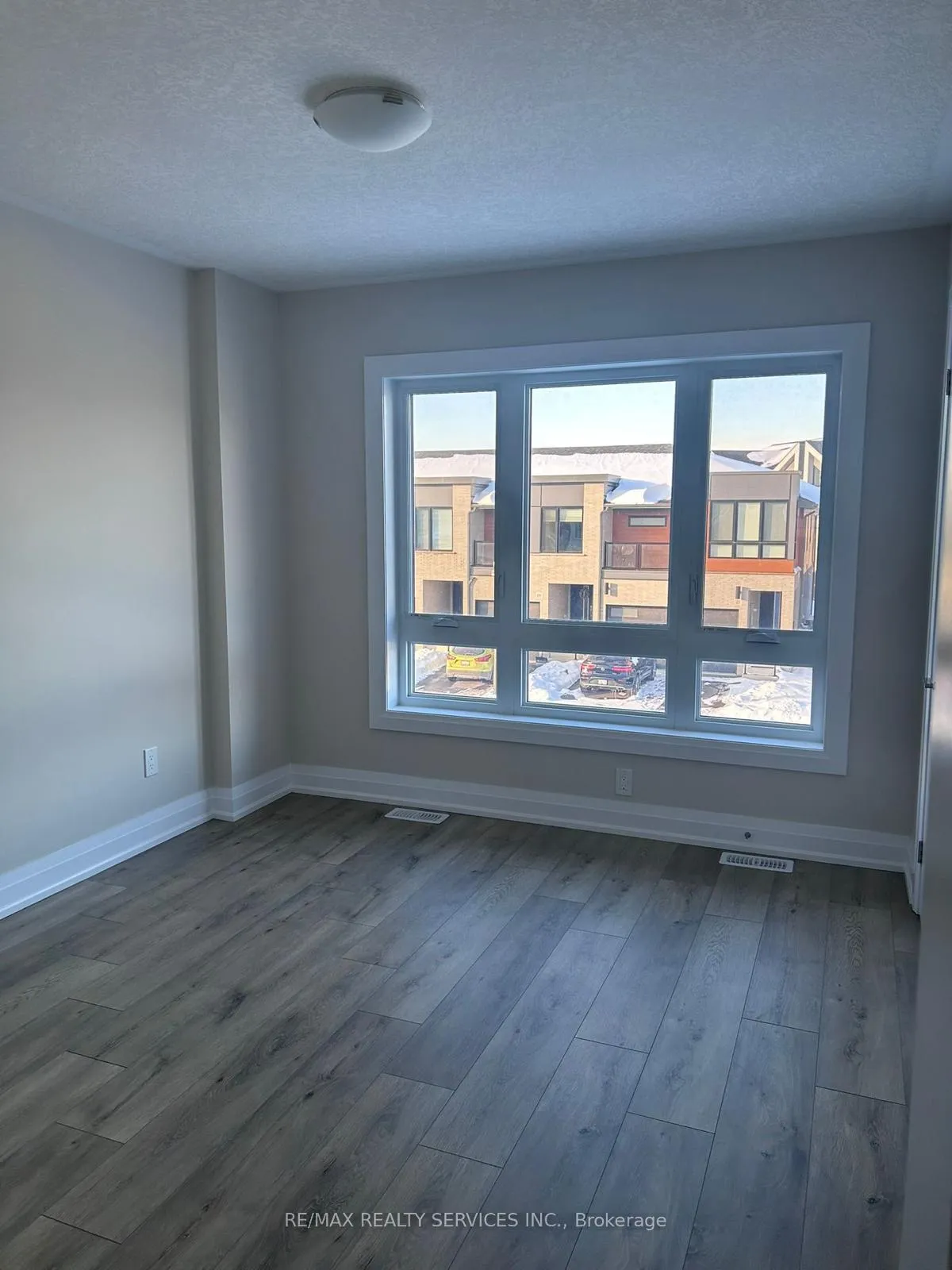 Photo 8 of 30 Shaded Creek Drive, Kitchener — HOMEH