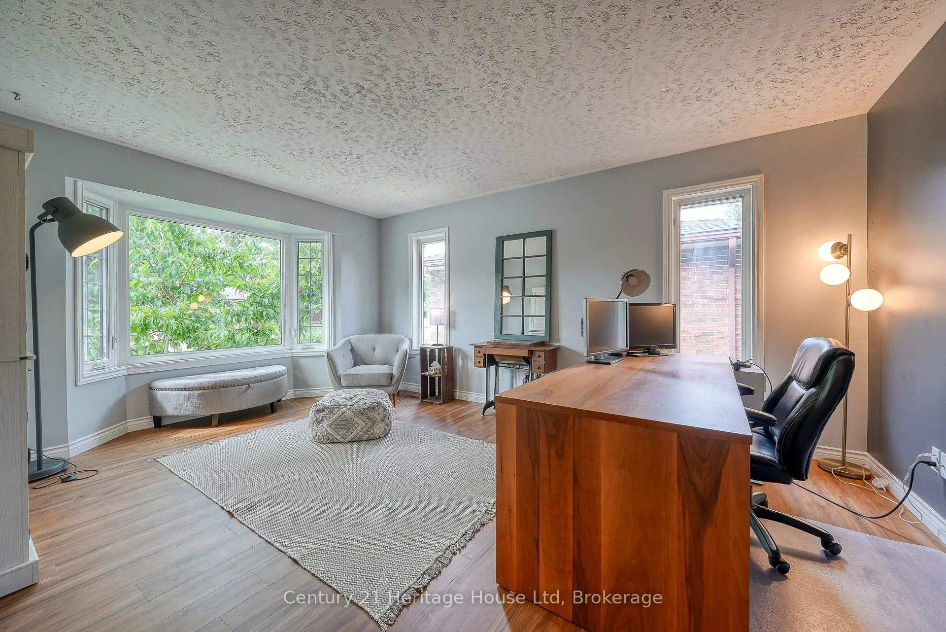 Photo 7 of 214 John Street S, Stratford — HOMEH