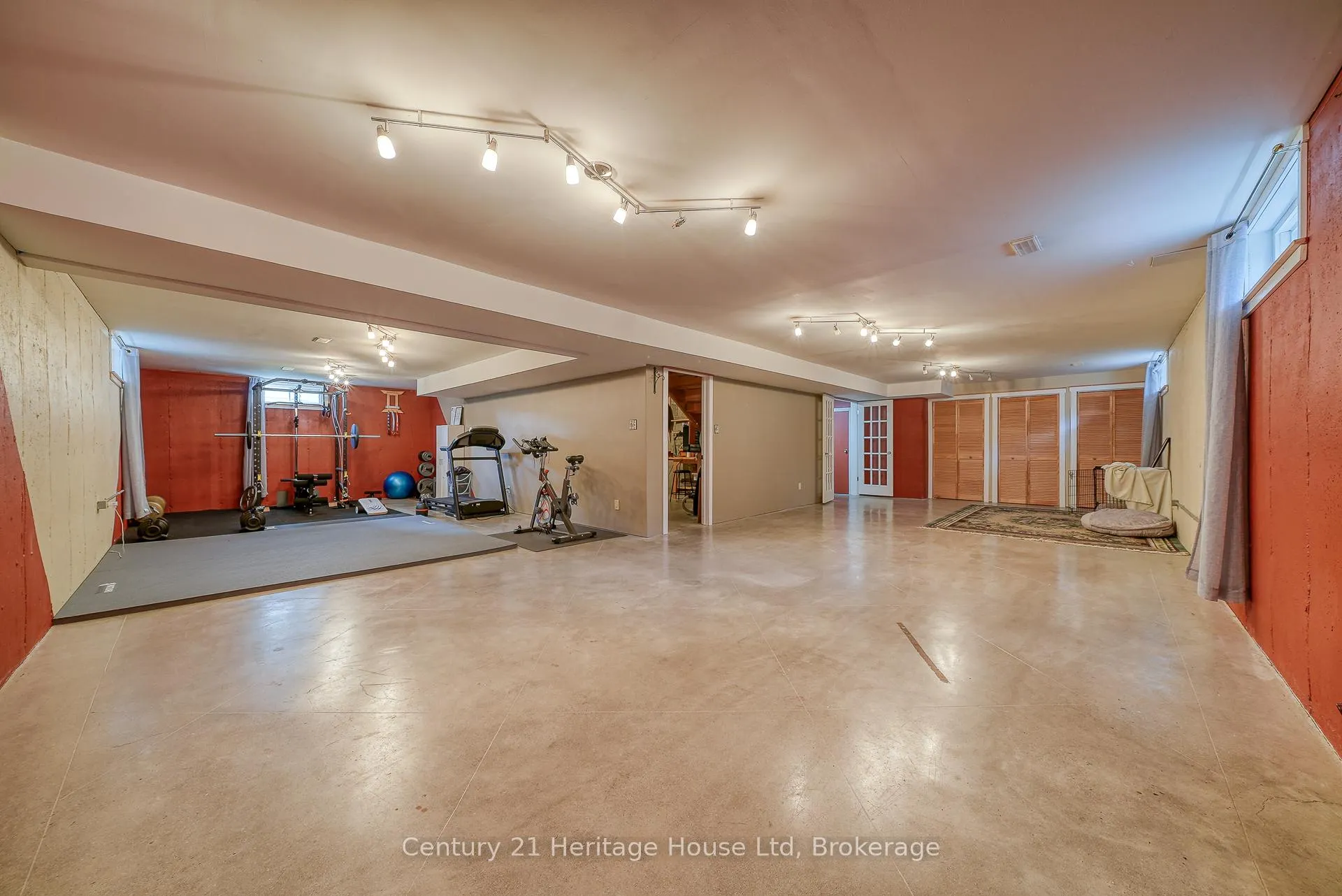 Photo 31 of 214 John Street S, Stratford — HOMEH