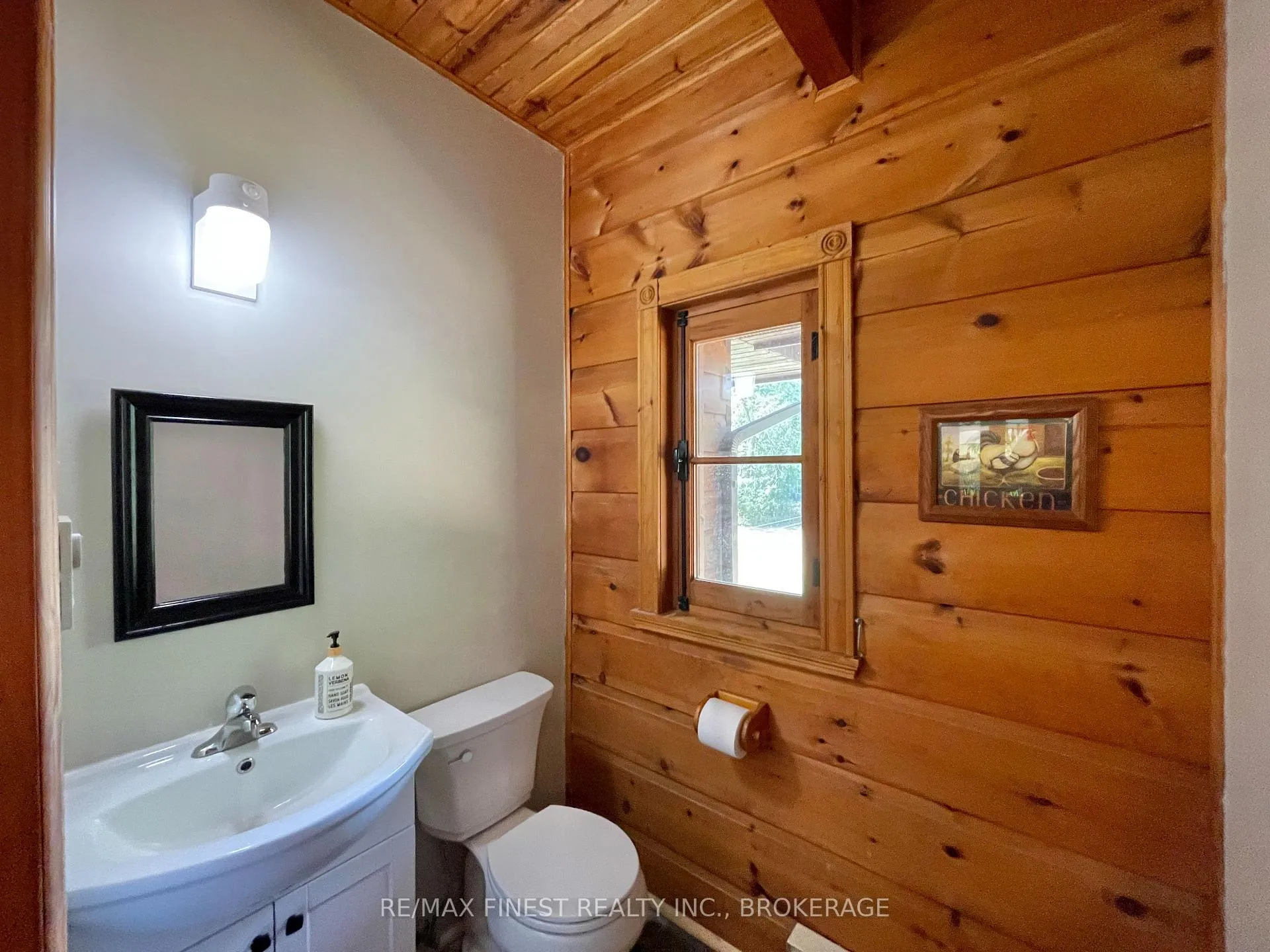 Photo 9 of 1132 Leach Lane, Frontenac, Frontenac South — HOMEH