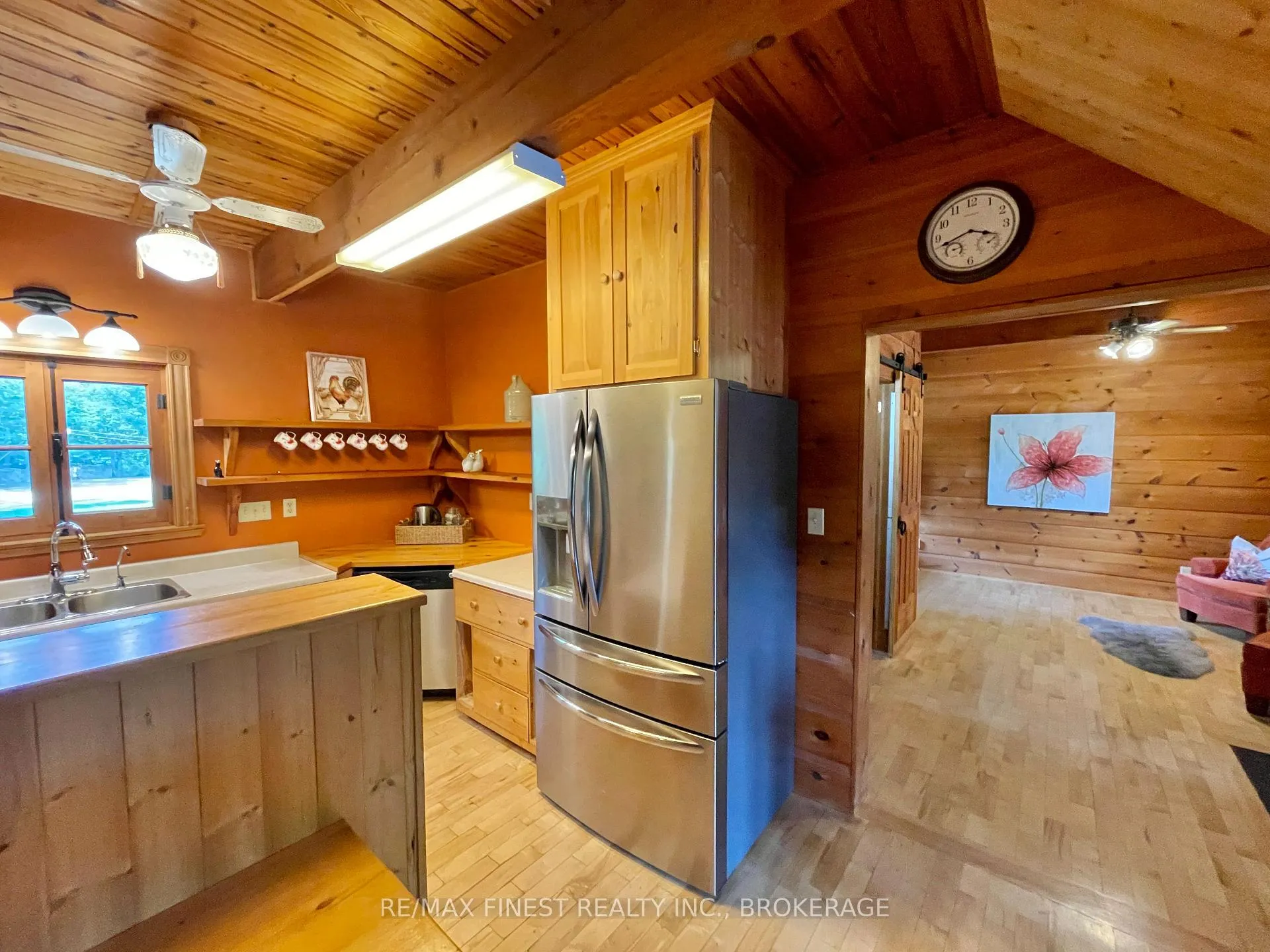 Photo 10 of 1132 Leach Lane, Frontenac, Frontenac South — HOMEH