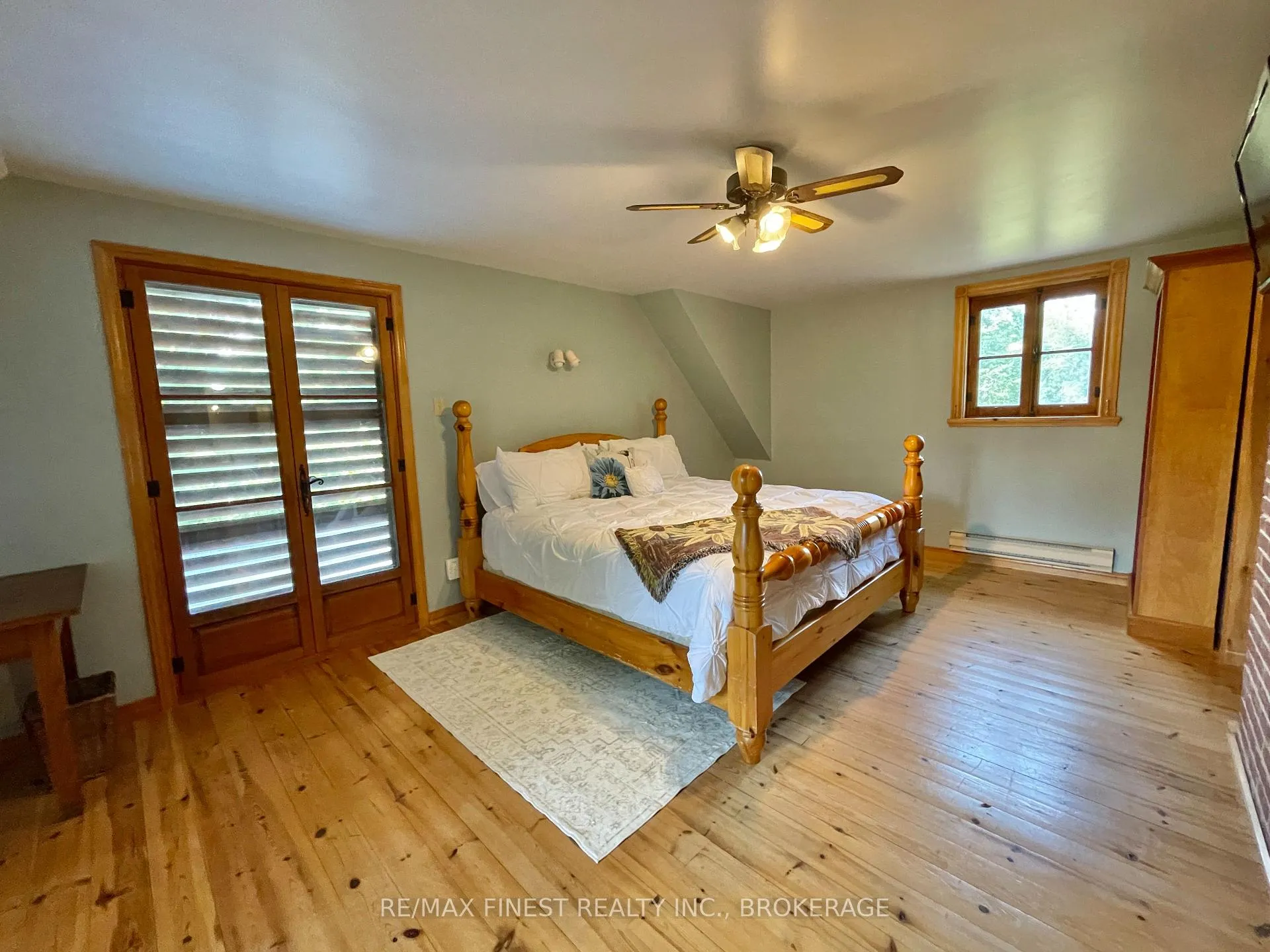 Photo 22 of 1132 Leach Lane, Frontenac, Frontenac South — HOMEH