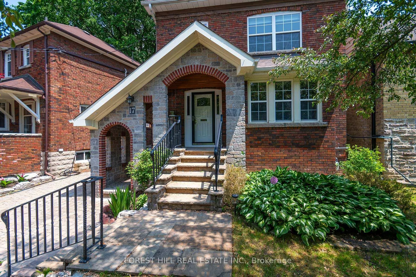 Photo 2 of 17 Duncannon Drive, Toronto, Forest Hill South — HOMEH