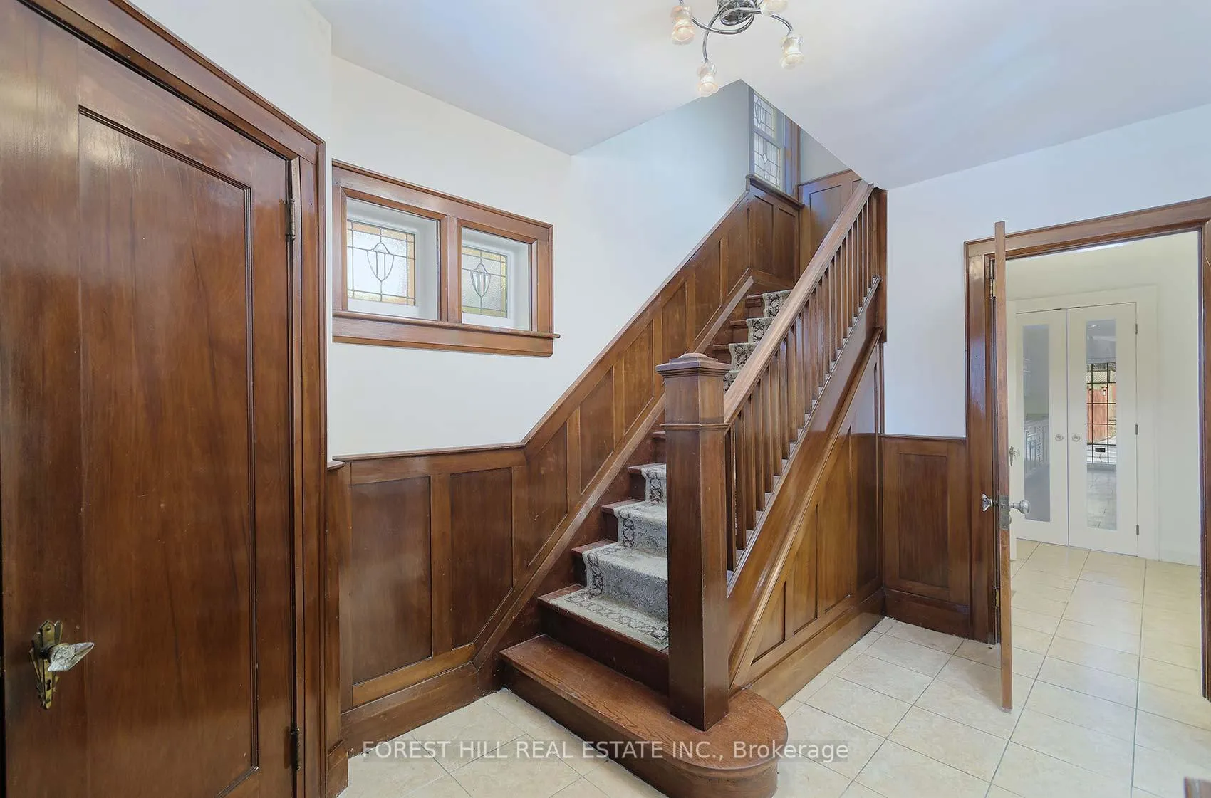 Photo 5 of 17 Duncannon Drive, Toronto, Forest Hill South — HOMEH