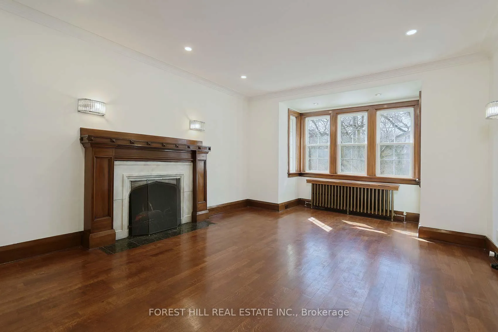 Photo 6 of 17 Duncannon Drive, Toronto, Forest Hill South — HOMEH