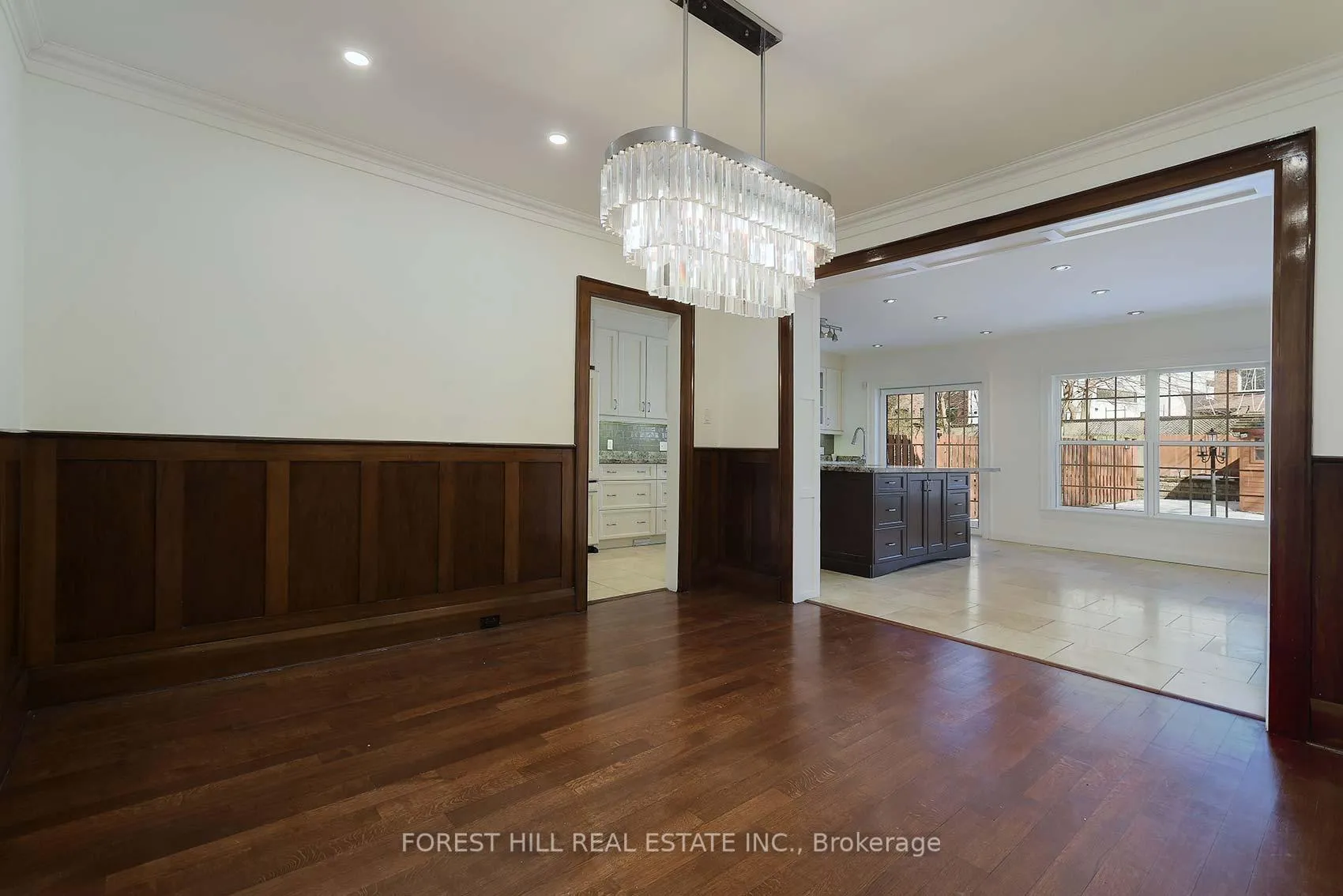 Photo 13 of 17 Duncannon Drive, Toronto, Forest Hill South — HOMEH