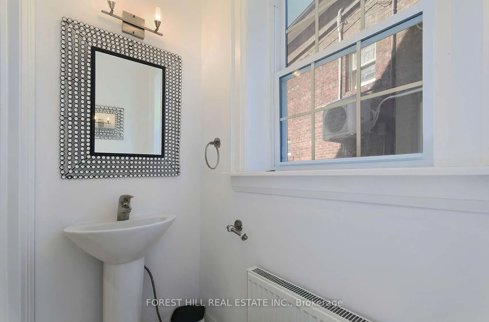 Photo 14 of 17 Duncannon Drive, Toronto, Forest Hill South — HOMEH