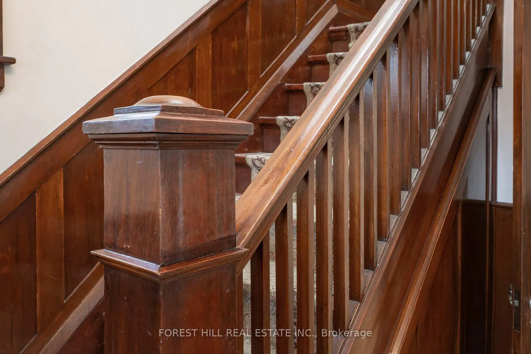 Photo 15 of 17 Duncannon Drive, Toronto, Forest Hill South — HOMEH