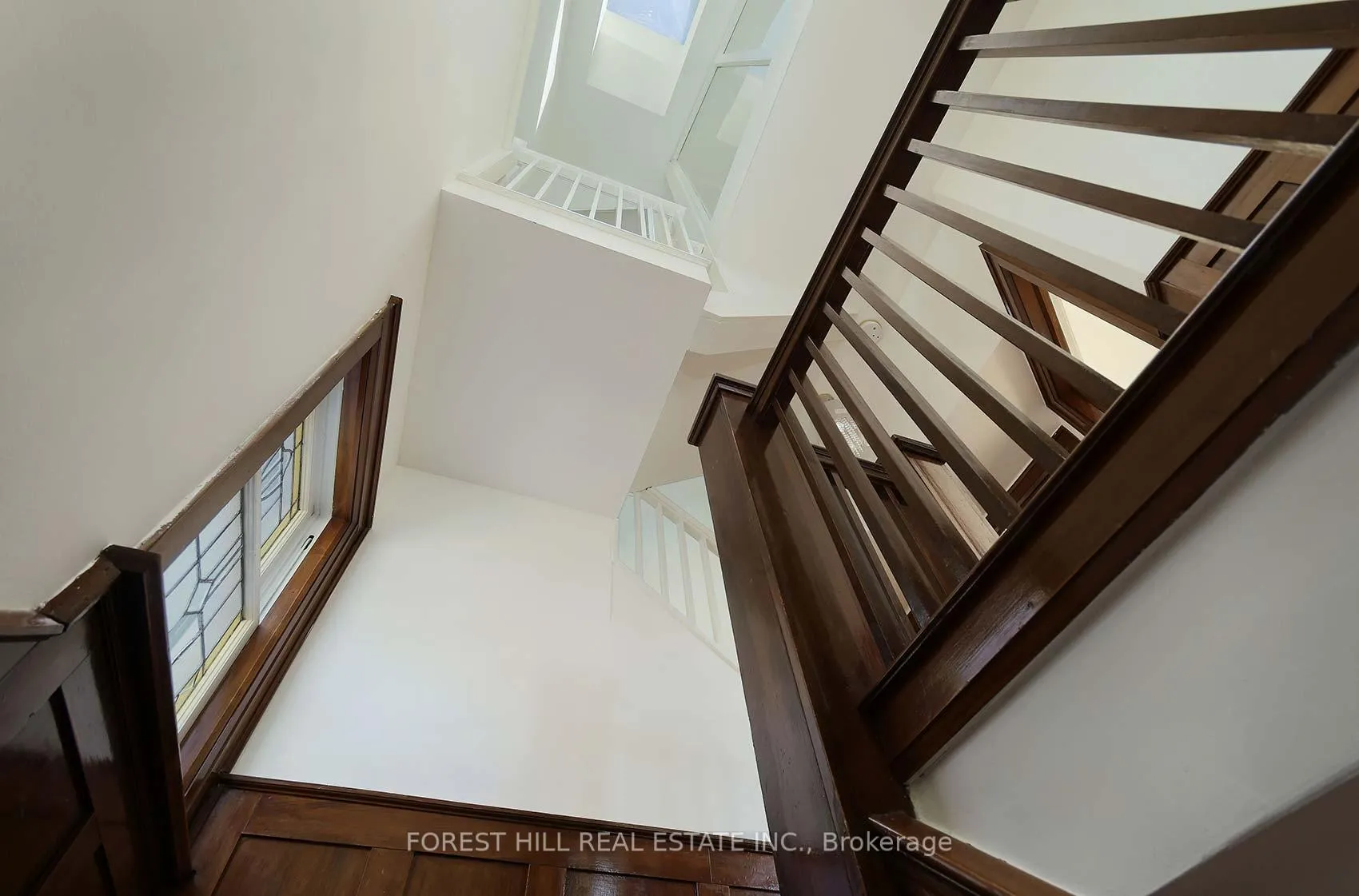 Photo 16 of 17 Duncannon Drive, Toronto, Forest Hill South — HOMEH