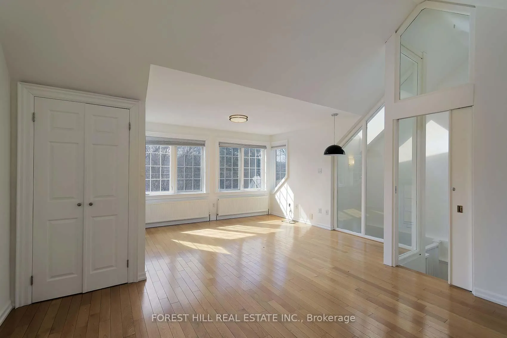 Photo 20 of 17 Duncannon Drive, Toronto, Forest Hill South — HOMEH