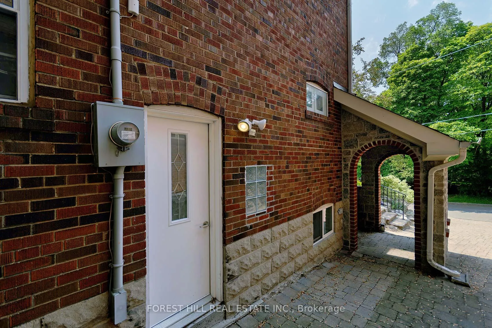 Photo 42 of 17 Duncannon Drive, Toronto, Forest Hill South — HOMEH
