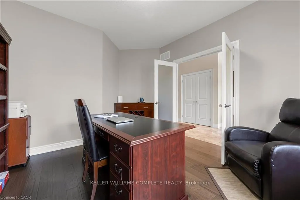 Photo 6 of 180 Mother's Street, Hamilton, Rural Glanbrook — HOMEH