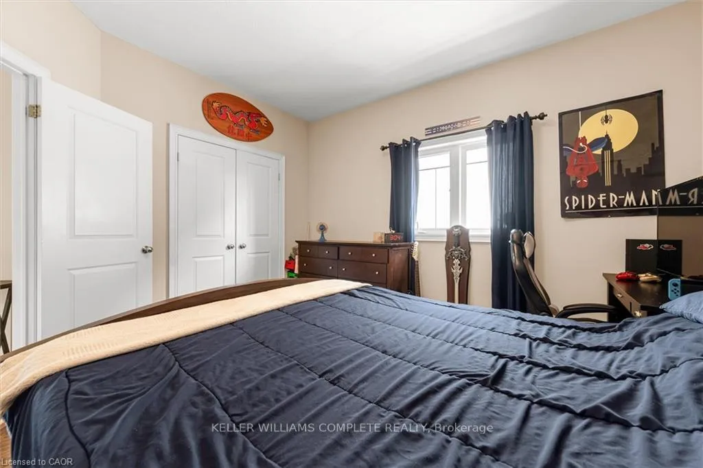Photo 8 of 180 Mother's Street, Hamilton, Rural Glanbrook — HOMEH