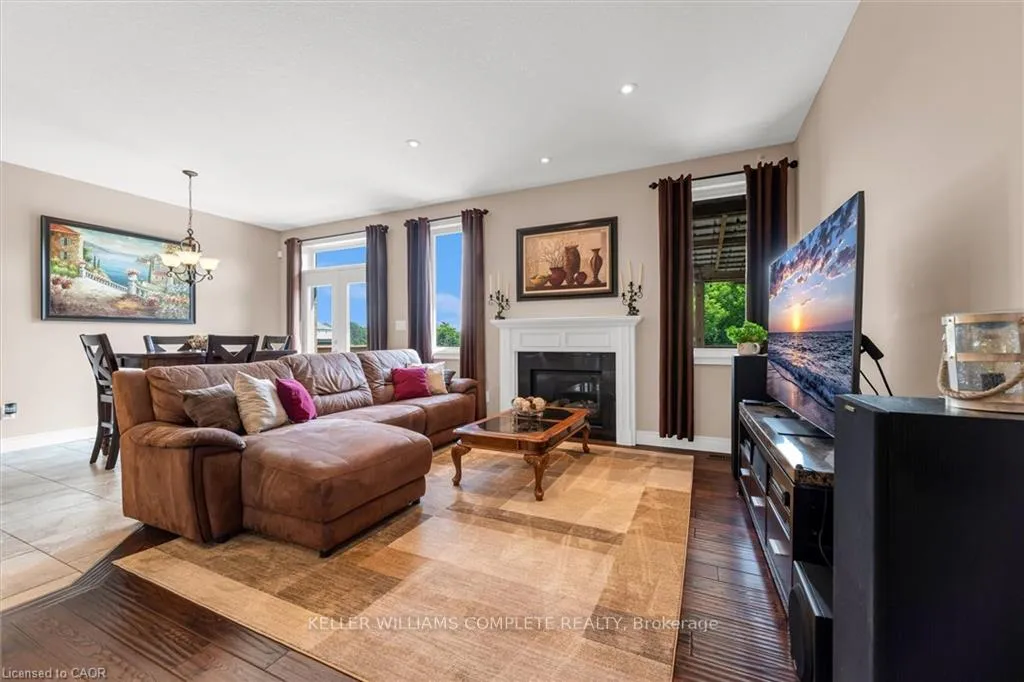 Photo 11 of 180 Mother's Street, Hamilton, Rural Glanbrook — HOMEH