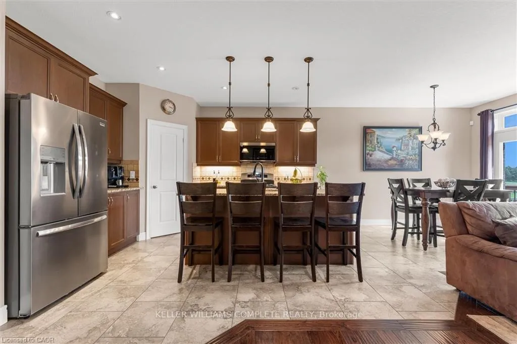 Photo 14 of 180 Mother's Street, Hamilton, Rural Glanbrook — HOMEH