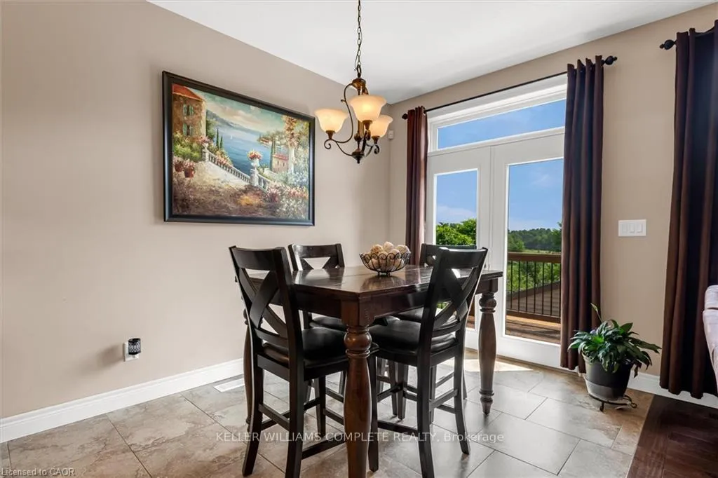 Photo 17 of 180 Mother's Street, Hamilton, Rural Glanbrook — HOMEH