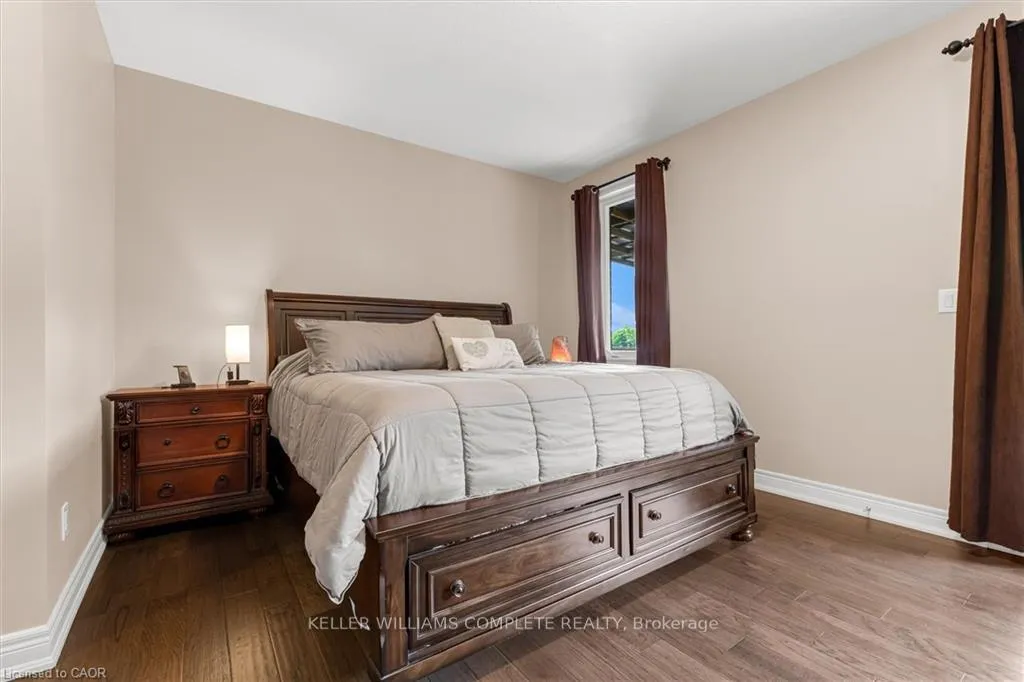 Photo 22 of 180 Mother's Street, Hamilton, Rural Glanbrook — HOMEH