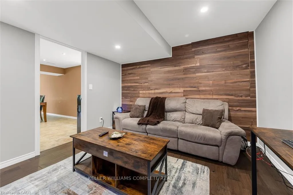 Photo 26 of 180 Mother's Street, Hamilton, Rural Glanbrook — HOMEH