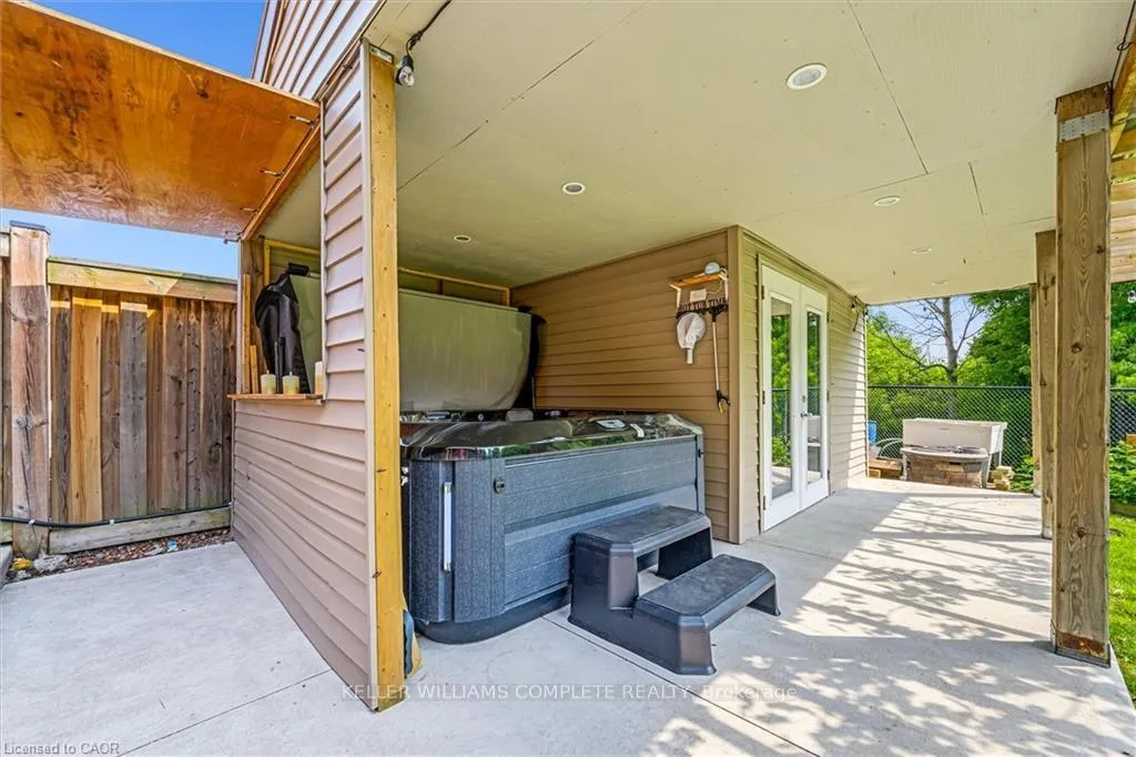 Photo 37 of 180 Mother's Street, Hamilton, Rural Glanbrook — HOMEH