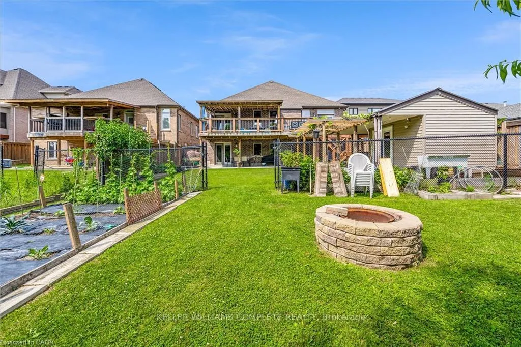 Photo 42 of 180 Mother's Street, Hamilton, Rural Glanbrook — HOMEH