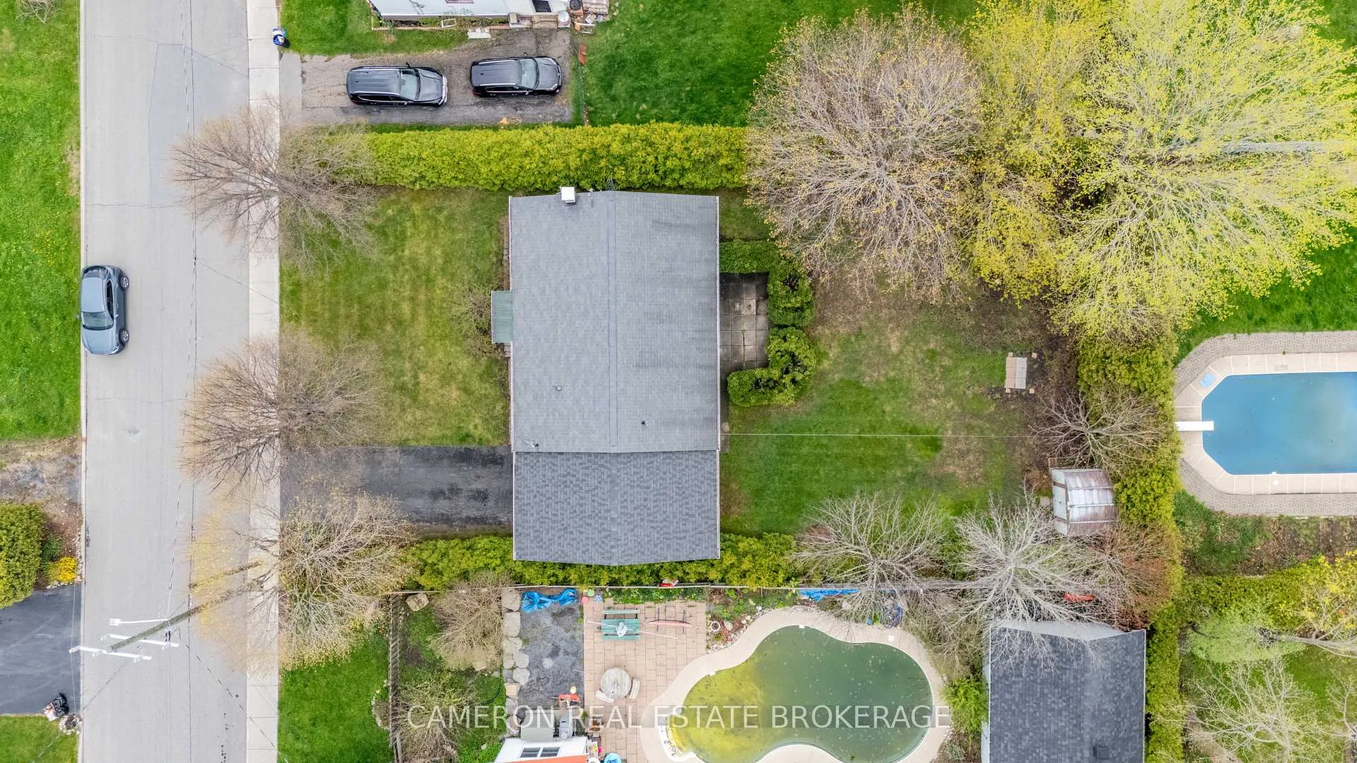 Photo 5 of 83 Elgin Street W, North Glengarry, Alexandria — HOMEH
