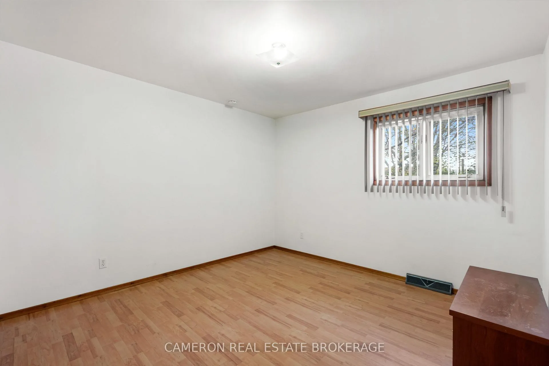 Photo 18 of 83 Elgin Street W, North Glengarry, Alexandria — HOMEH
