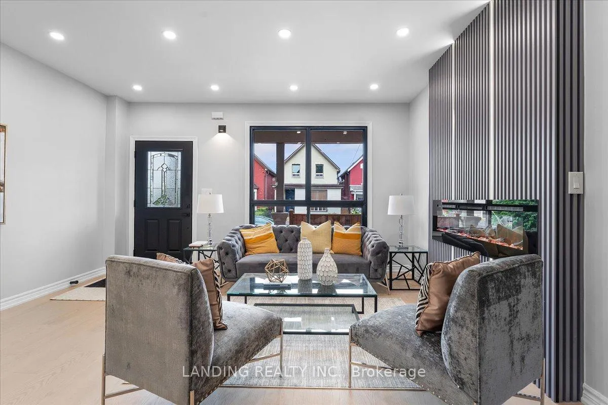Photo 6 of 113 Tisdale Street N, Hamilton, Landsdale — HOMEH