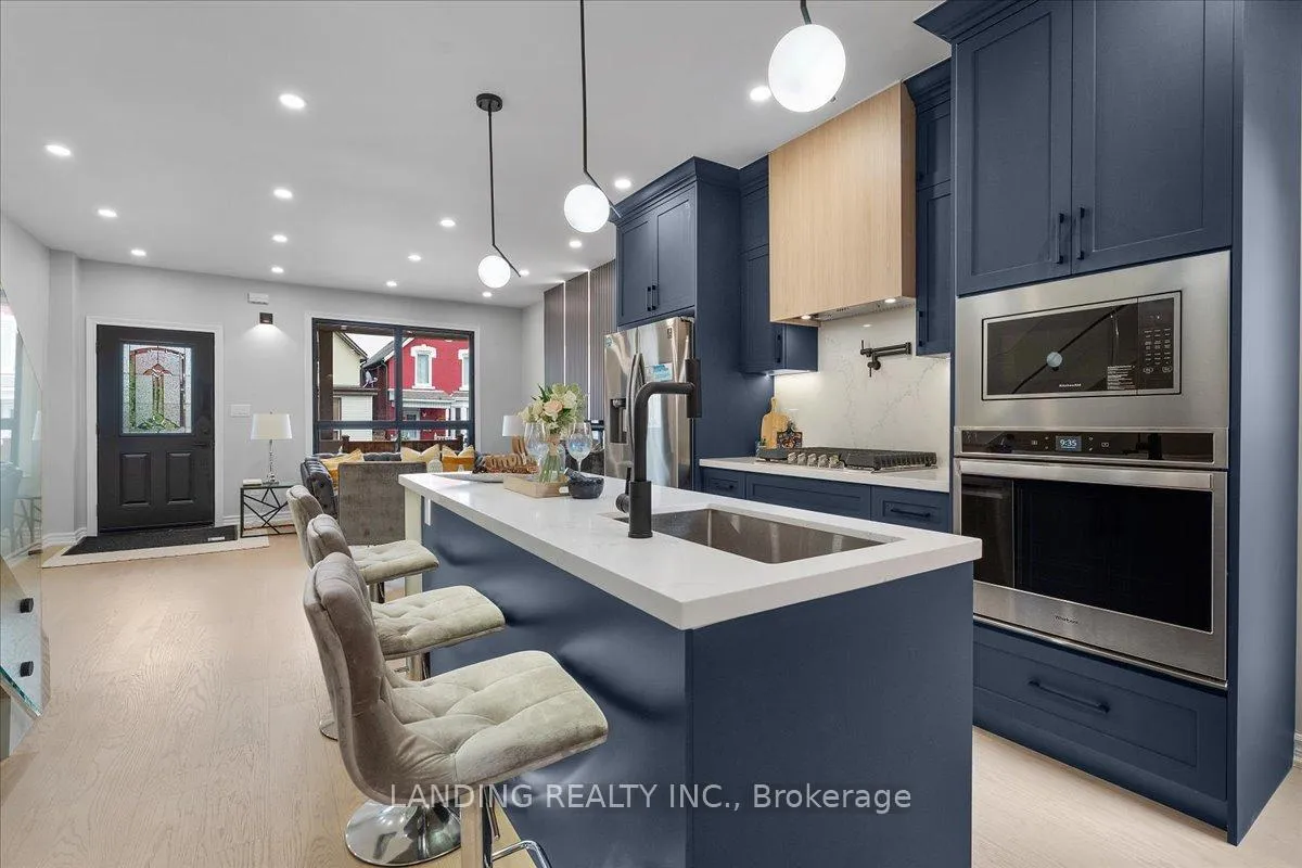 Photo 9 of 113 Tisdale Street N, Hamilton, Landsdale — HOMEH