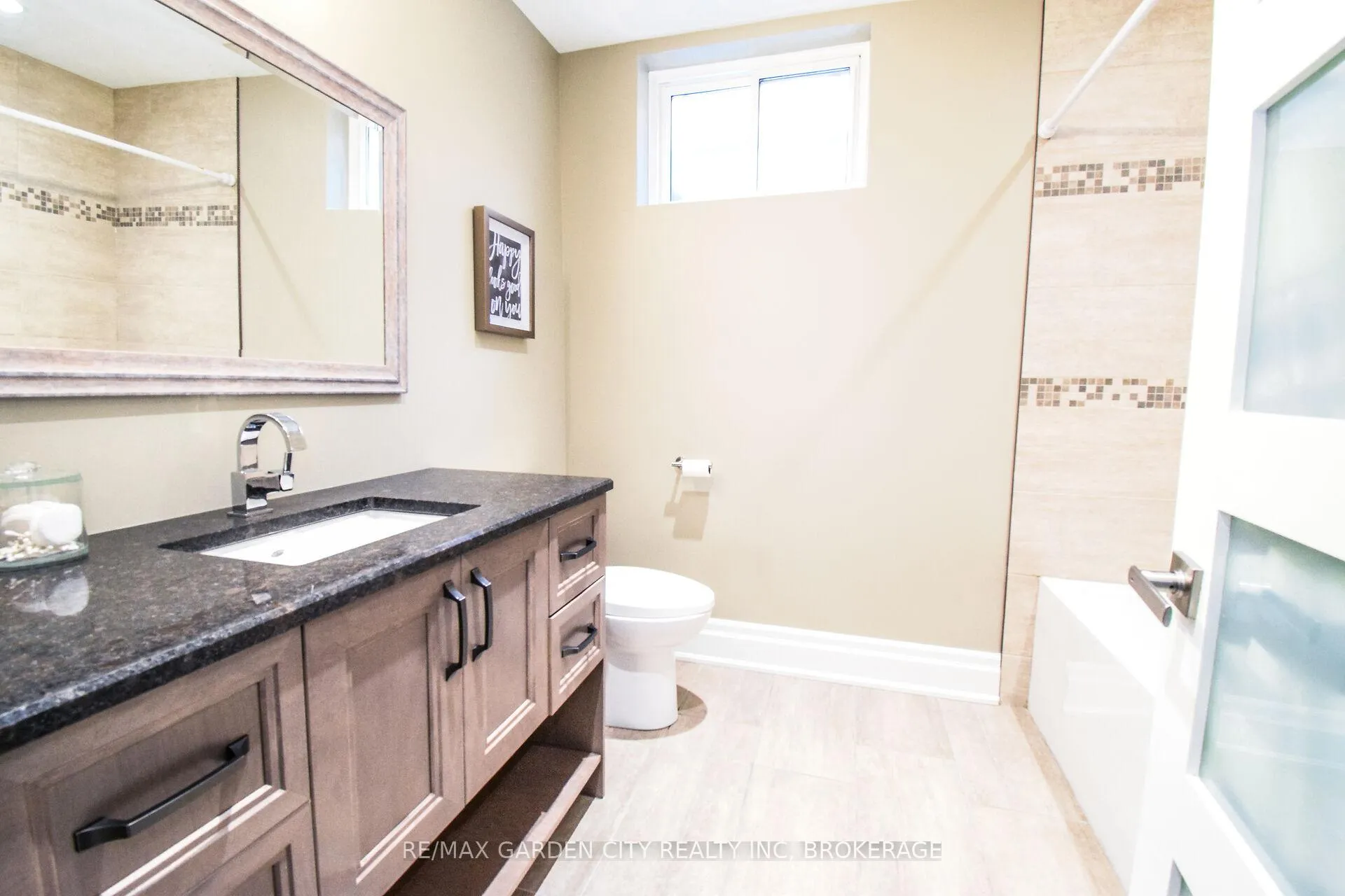 Photo 35 of 223 Willson Road, Welland, Prince Charles — HOMEH