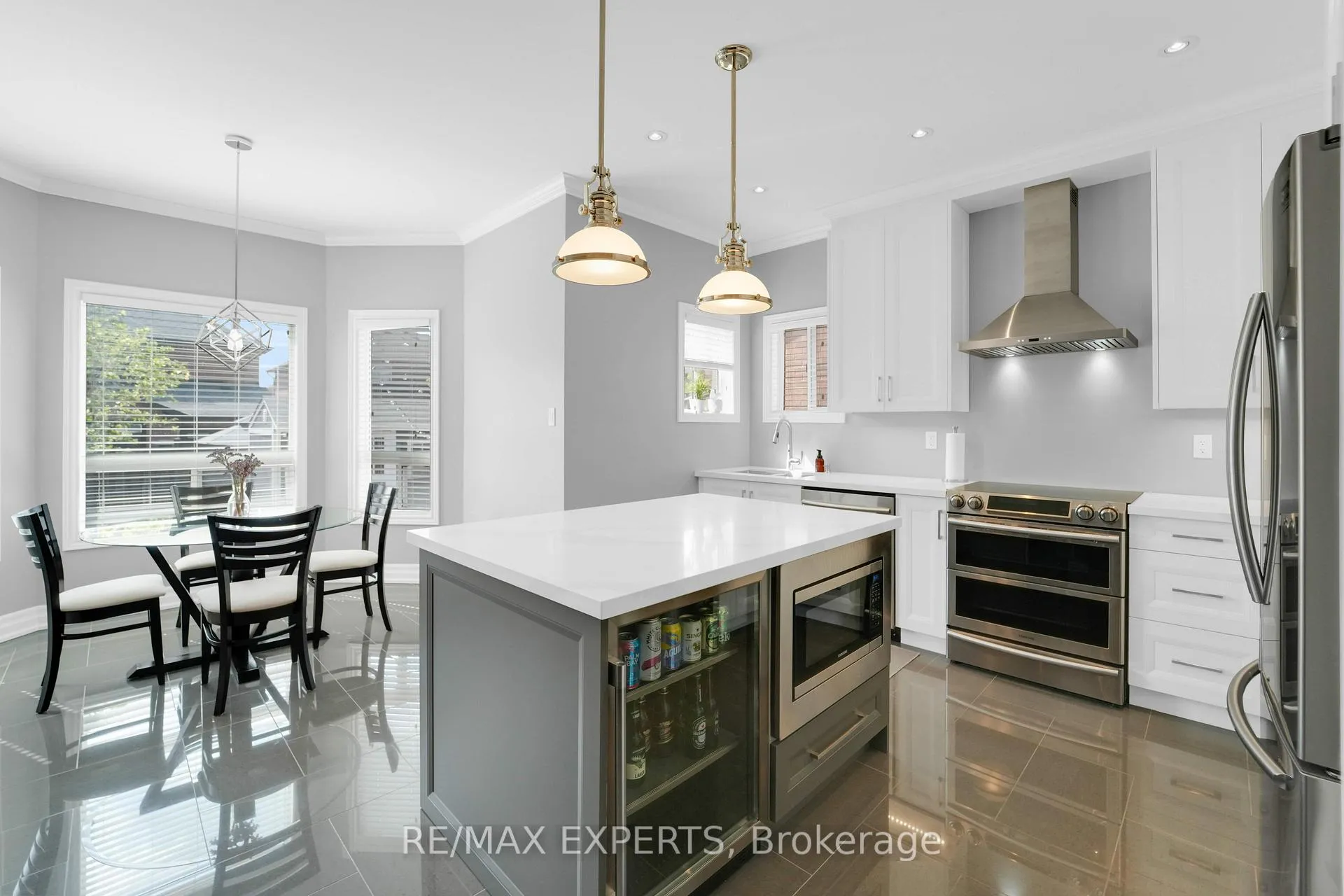 Photo 17 of 57 Gray Park Drive, Caledon, Bolton North — HOMEH