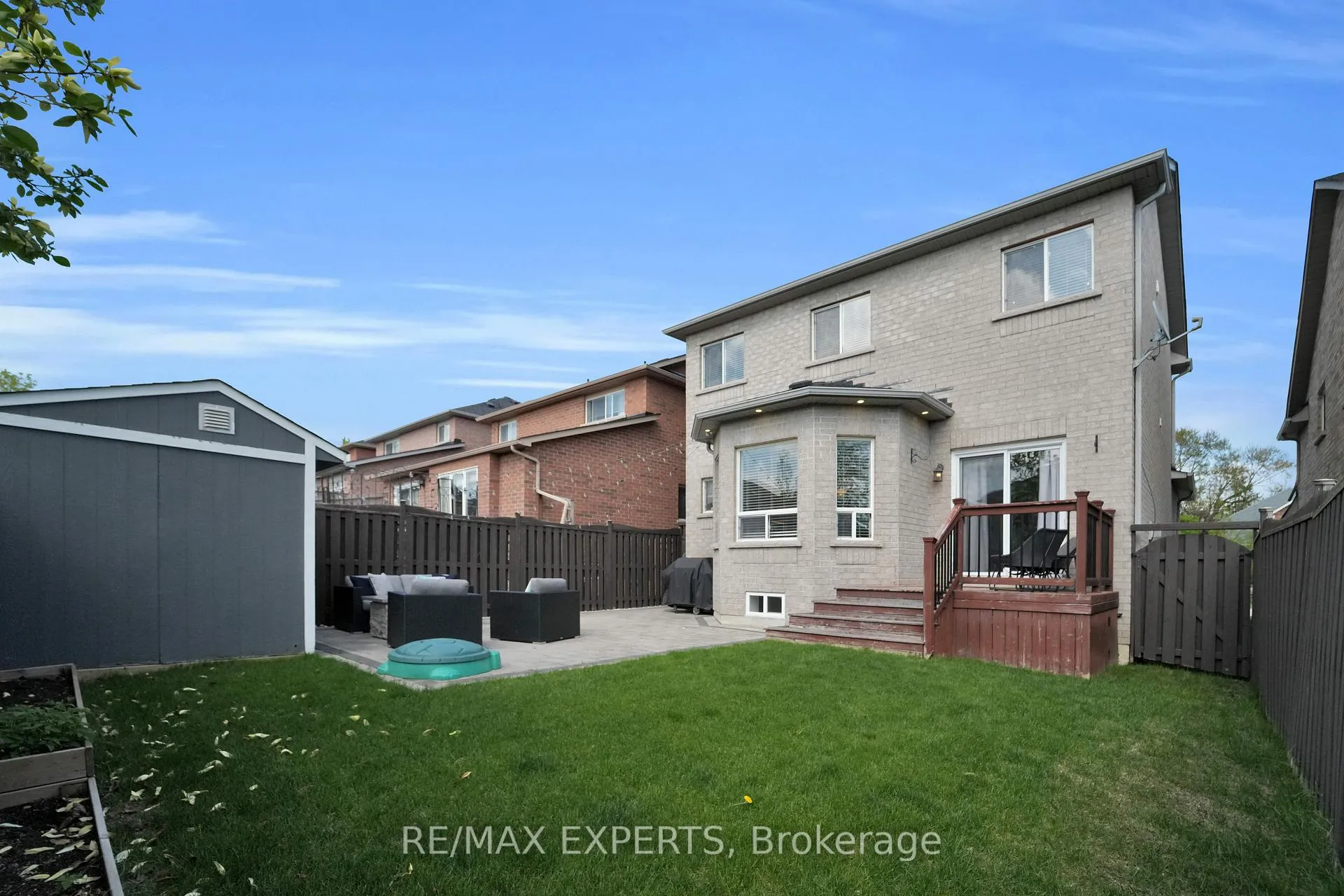 Photo 45 of 57 Gray Park Drive, Caledon, Bolton North — HOMEH