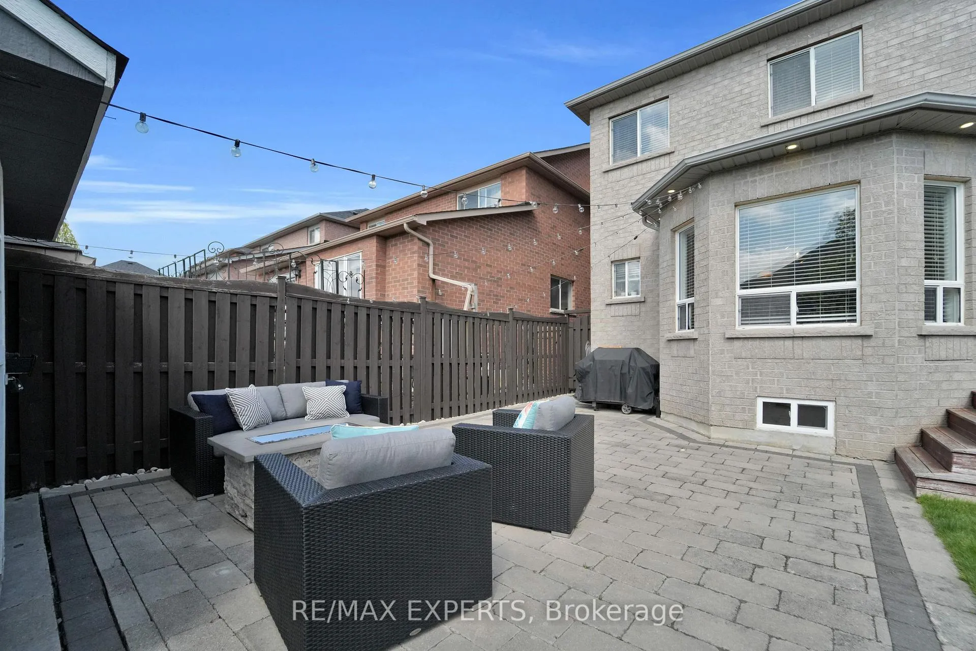 Photo 46 of 57 Gray Park Drive, Caledon, Bolton North — HOMEH